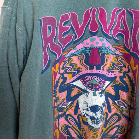 Skull graphic sweatshirt from Urban Outfitters - Picture 3 of 12